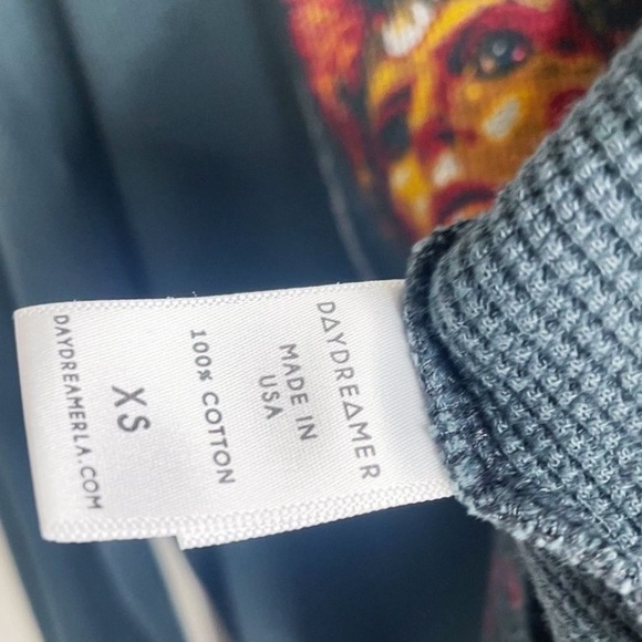 Daydreamer Ziggy Stardust Cropped Tee - Picture 6 of 6